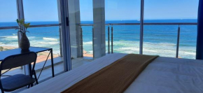 511 Umdloti Resort beachfront 1bed Apartment breathtaking sea View